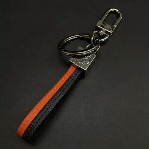 Louis Vuitton Damier Cube Dragonne Key Ring Bag Charm/2AE0163